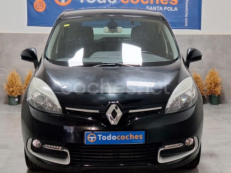 Usado Renault Scénic III LIMITED 115 CV (84 kW) 2015 Negro Monovolumen
