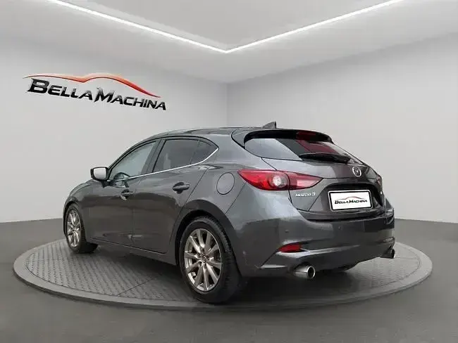 Usado Mazda 3 165 CV (121 kW) 2017 Gris / plata Berlina