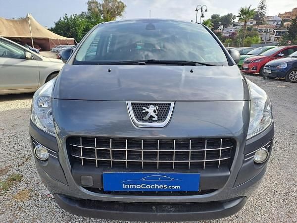 Usado Peugeot 3008 110 CV (80 kW) 2010 Gris