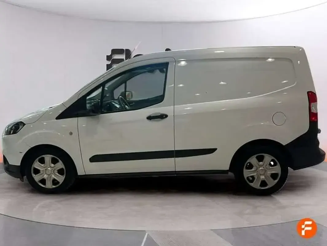 Usado Ford Transit Trend 101 CV (74 kW) 2019 Blanco Van
