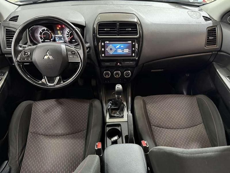 Usado Mitsubishi ASX Motion 114 CV (83 kW) 2018 Negro SUV