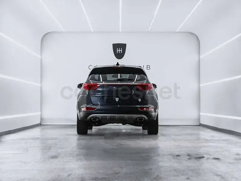Usado Kia Sportage GT-Line 185 CV (136 kW) 2016 Gris / plata SUV