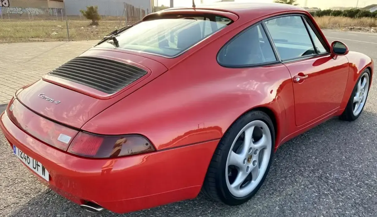 Usado Porsche 993 286 CV (210 kW) 1995 Rojo Coupe