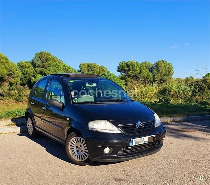 Negro Usado 2003 Citroën C3 Exclusive Utilitario | 2950 € (Buen precio) - Imagen 1/4
