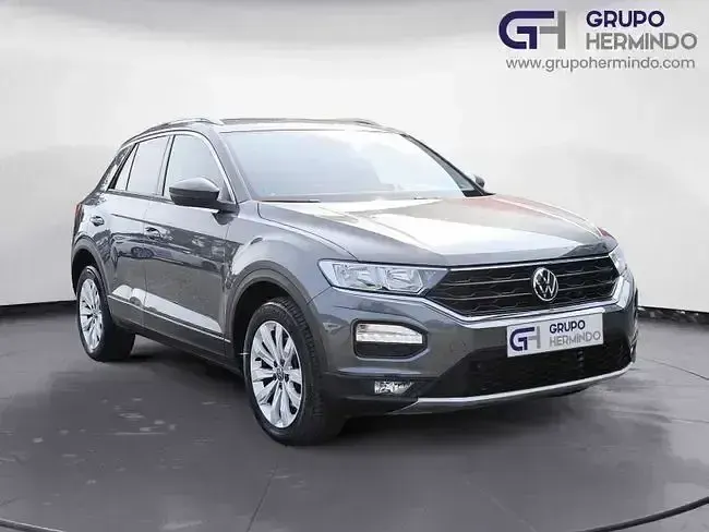 Usado VW T-Roc Advance 150 CV (110 kW) 2021 Gris SUV
