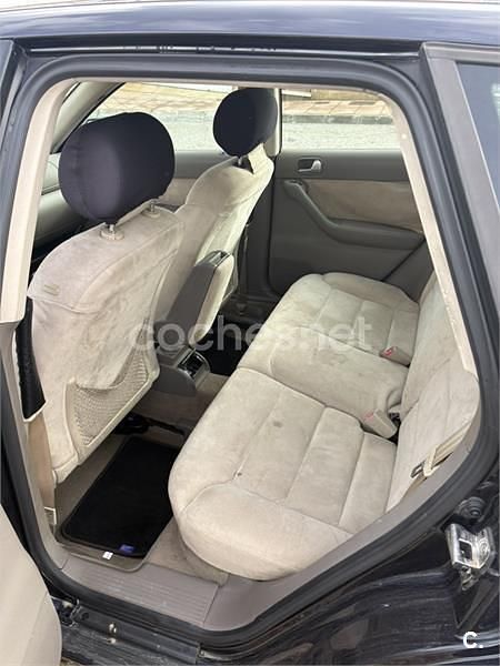 Usado Audi A3 Attraction 102 CV (75 kW) 2002 Negro Utilitario