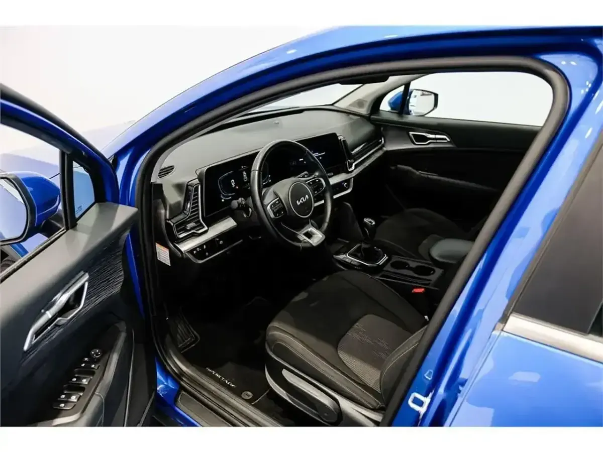 Usado Kia Sportage 150 CV (110 kW) 2024 Azul SUV