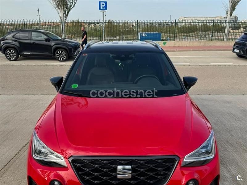 Używany Seat Arona FR 110 KM (80 kW) 2021 Czerwony SUV
