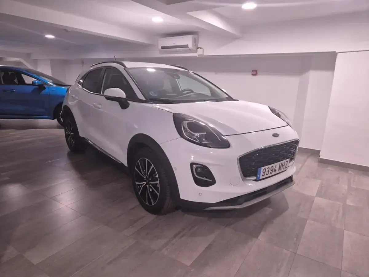 Usado Ford Puma Titanium 125 CV (91 kW) 2023 Blanco SUV