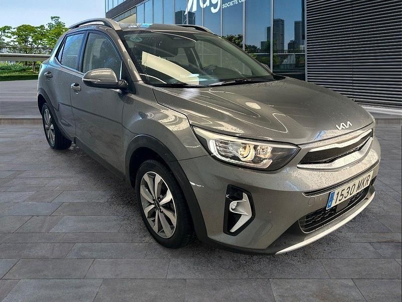 Usado Kia Stonic 84 CV (61 kW) 2023 Otro SUV
