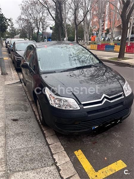 Usado Citroën C4 90 CV (66 kW) 2007 Negro Berlina
