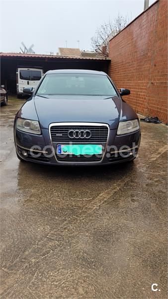 Usado Audi A6 225 CV (165 kW) 2004 Azul Familiar