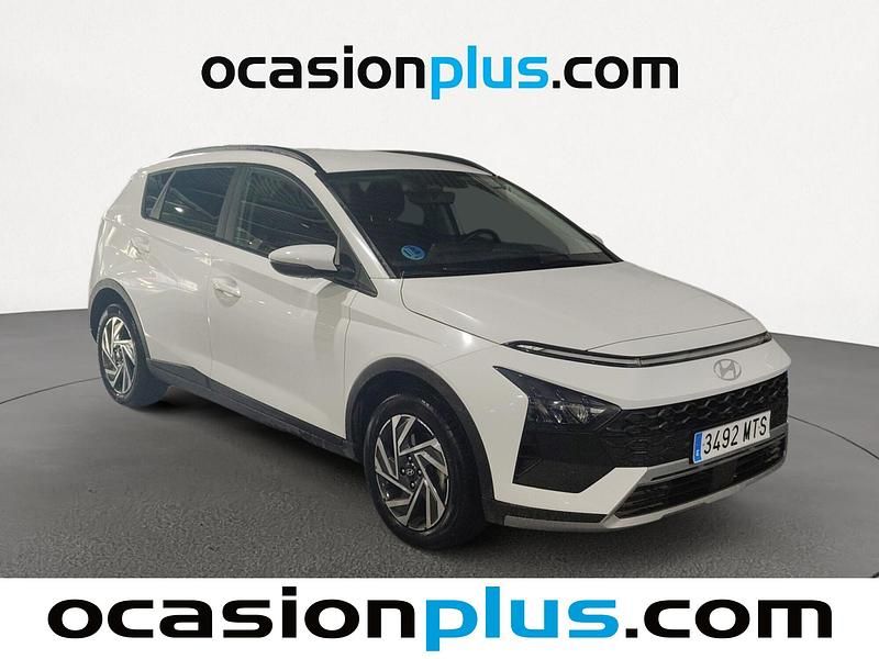 Usado Hyundai Bayon 100 CV (73 kW) 2024 Blanco SUV