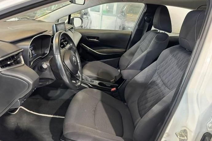 Usado Toyota Corolla Business Edition 125 CV (91 kW) 2021 Blanco Berlina