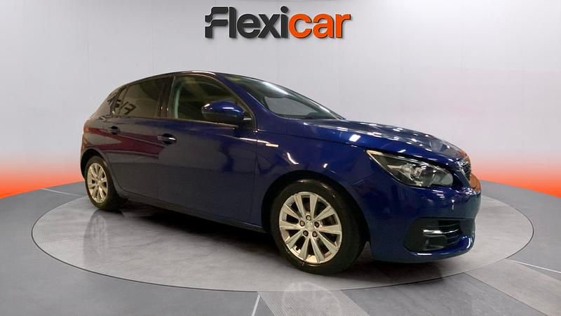 Usado Peugeot 308 Access 130 CV (95 kW) 2020 Azul Utilitario
