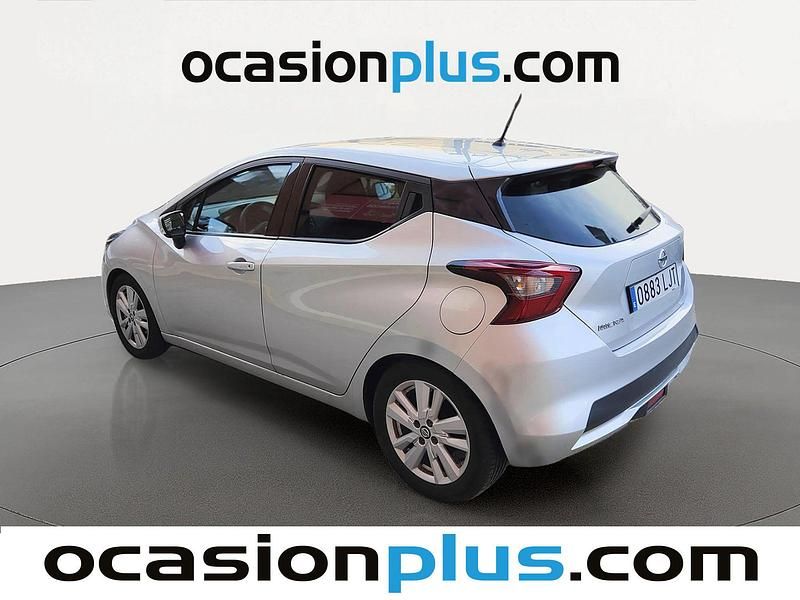 Usado Nissan Micra Acenta 101 CV (74 kW) 2020 Gris plata Utilitario