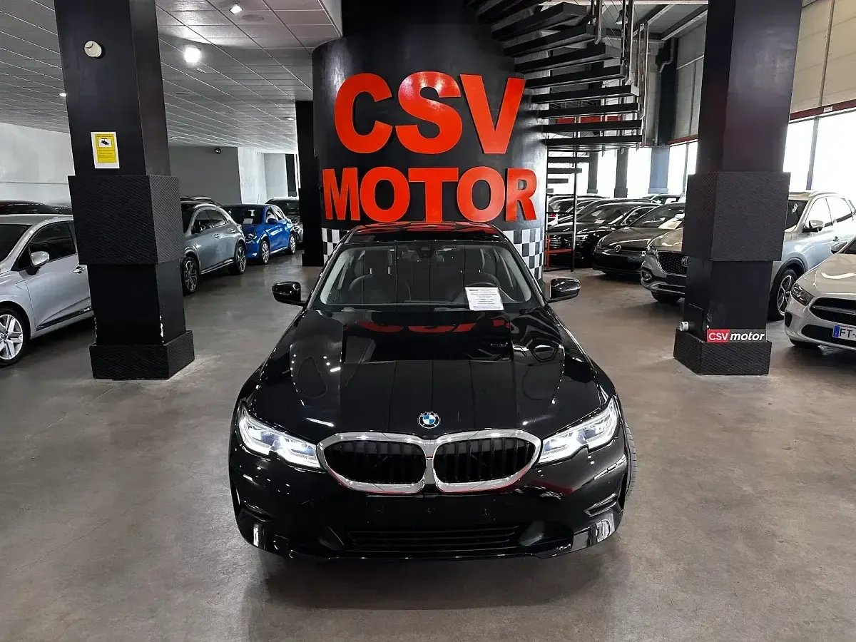 Usado BMW 330e Comfort Edition 292 CV (214 kW) 2021 Negro Utilitario