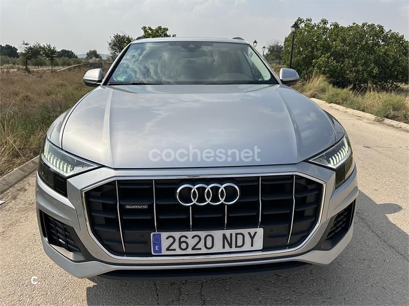 Usado Audi Q8 286 CV (210 kW) 2019 Gris / plata SUV