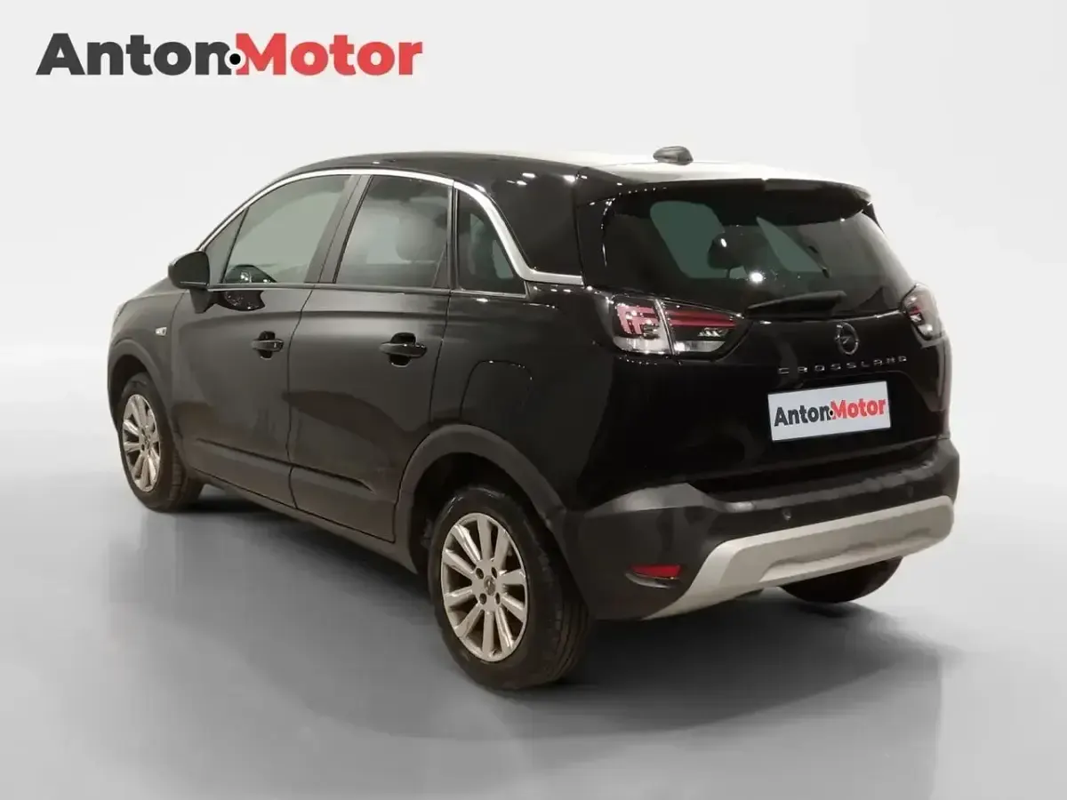 Usado Opel Crossland Business Elegance 120 CV (88 kW) 2021 Negro SUV