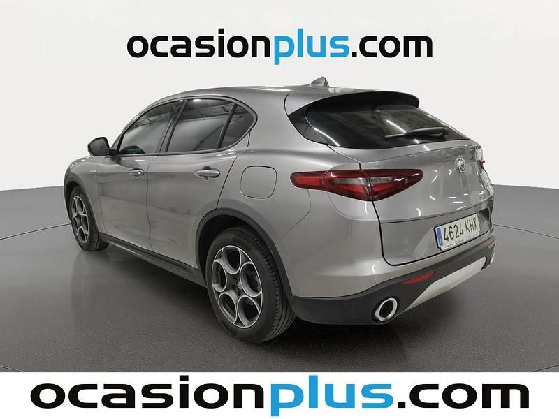Usado Alfa Romeo Stelvio Super 150 CV (110 kW) 2018 Gris SUV