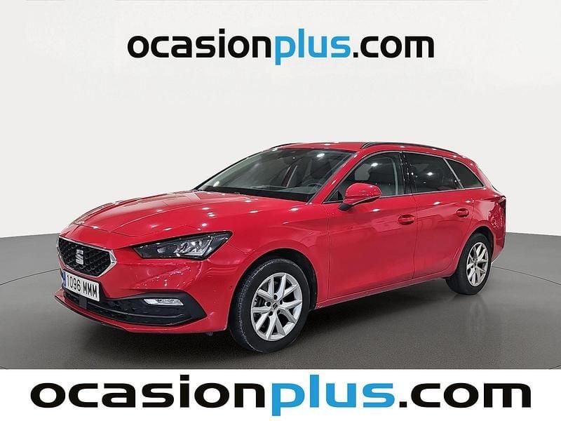 Rojo Usado 2023 Seat Leon Style Monovolumen | 19.719 € (Precio justo) - Imagen 1/4