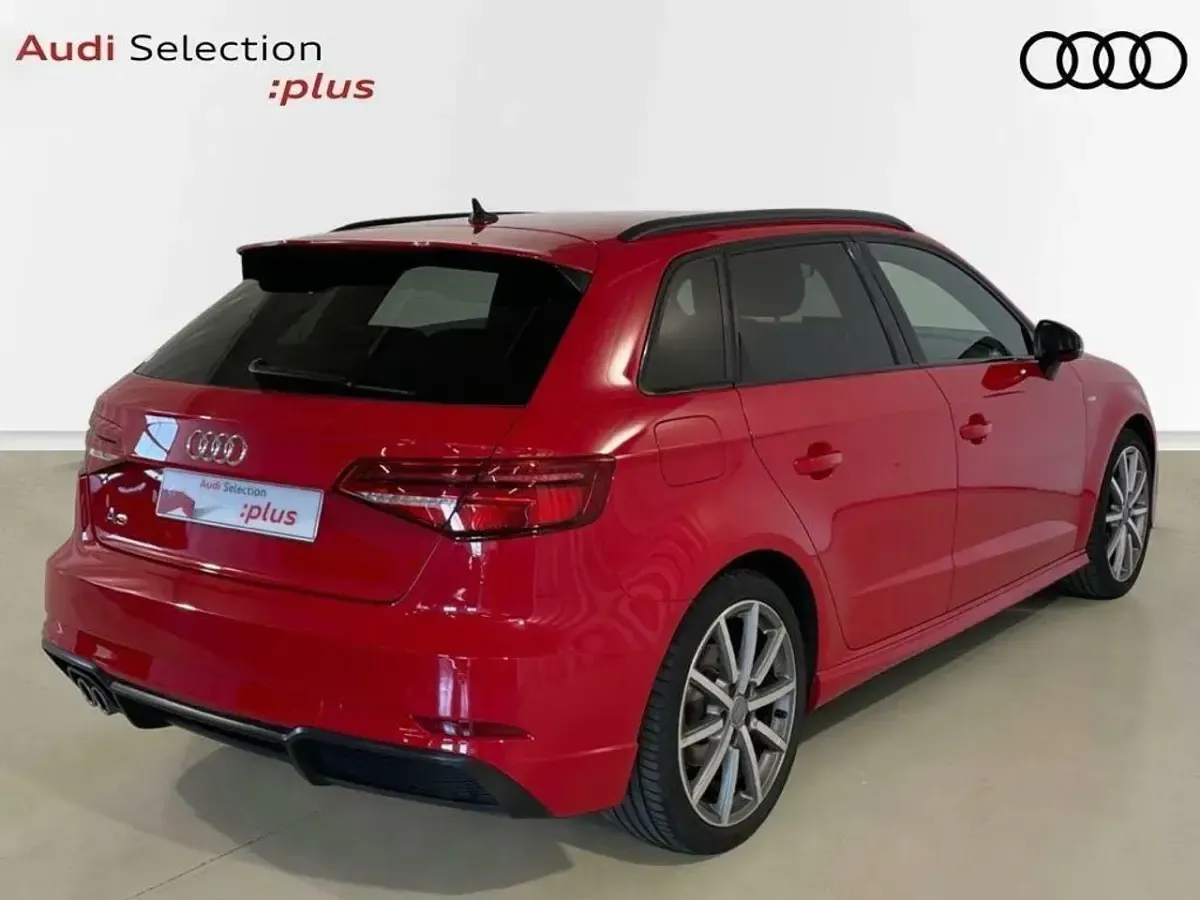 Usado Audi A3 Comfort 150 CV (110 kW) 2020 Rojo Berlina