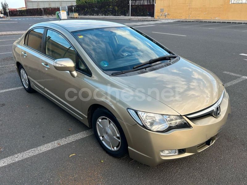 Beige Usado 2007 Honda Civic Comfort Berlina | 5500 € (Precio justo) - Imagen 1/4