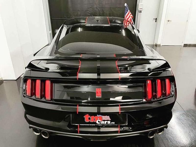 Usado Ford Mustang 533 CV (392 kW) 2019 Negro Coupe