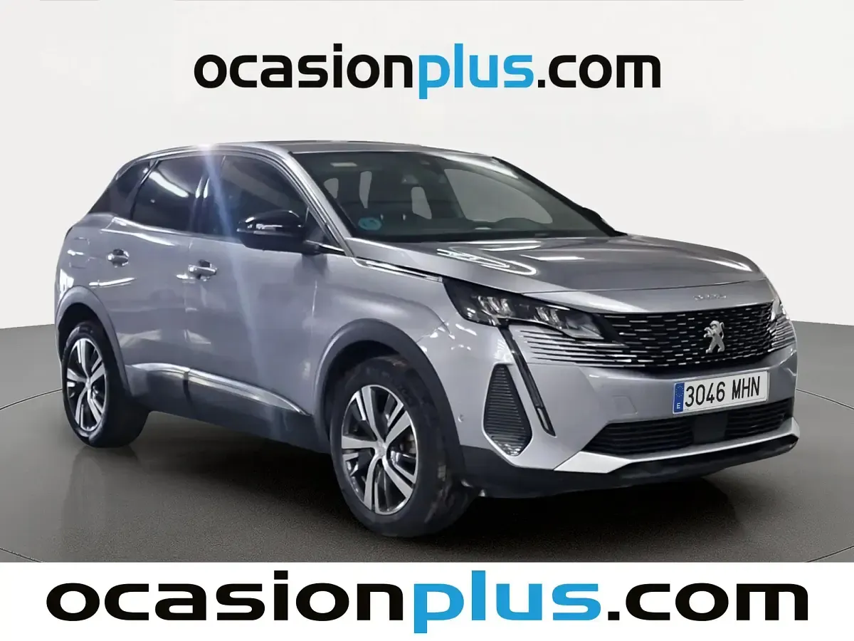 Usado Peugeot 3008 Allure 130 CV (95 kW) 2023 Gris SUV