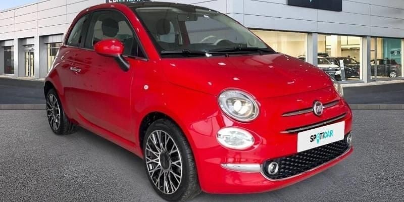 Używany Fiat 500 Dolcevita 69 KM (50 kW) 2024 Czerwony Hatchback