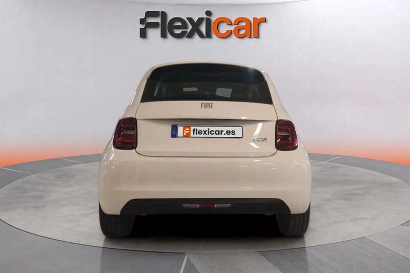 Usado Fiat 500e La Prima 69 kW (95 CV) 2023 Blanco Berlina