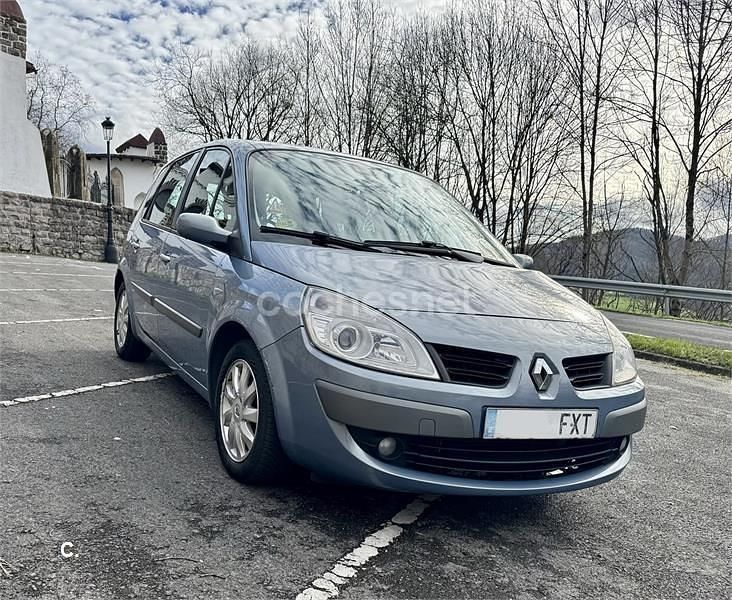 Usado Renault Scénic II 105 CV (77 kW) 2007 Azul Monovolumen