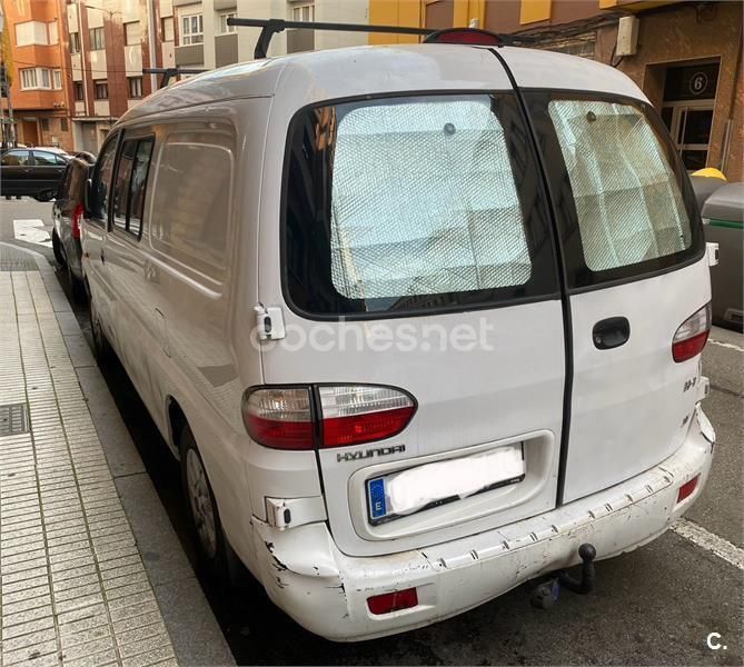 Blanco Usado 2006 Hyundai H-1 Monovolumen | 4700 € (Un poco caro) - Imagen 1/4