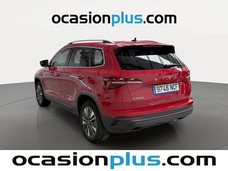 Usado Skoda Karoq Selection 116 CV (85 kW) 2025 Rojo SUV