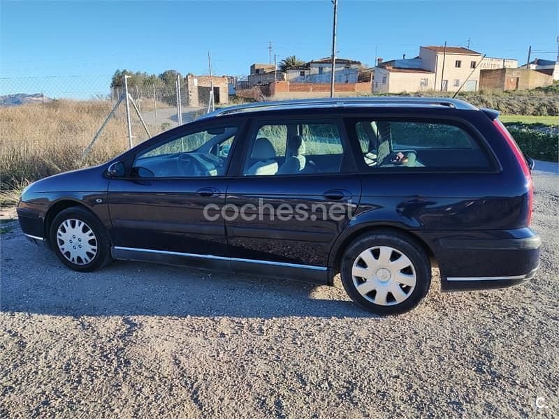 Usado Citroën C5 Exclusive 136 CV (100 kW) 2005 Azul Berlina
