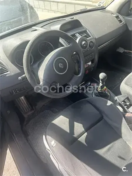 Usado Renault Mégane III 105 CV (77 kW) 2008 Azul Berlina