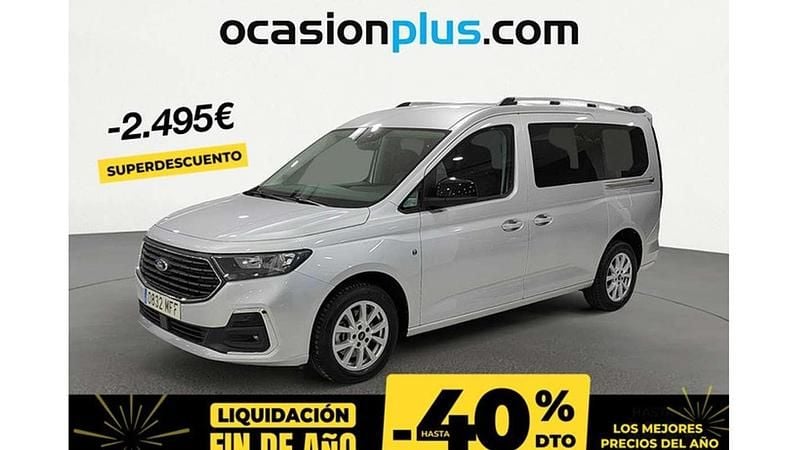 Usado Ford Tourneo Titanium 122 CV (89 kW) 2023 Plateado Van
