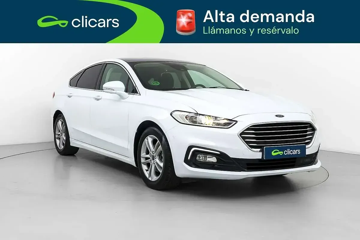 Usado Ford Mondeo Titanium 167 CV (122 kW) 2019 Blanco Berlina