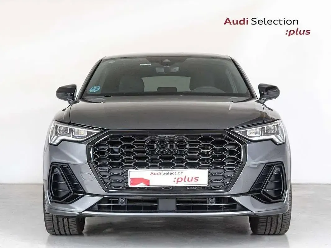 Usado Audi Q3 Sportback Ambiente 150 CV (110 kW) 2025 Gris SUV
