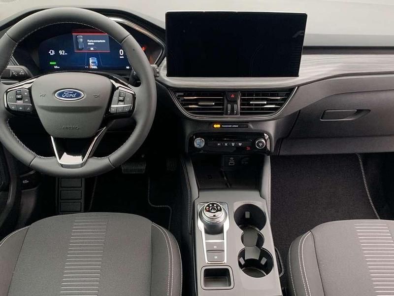 Usado Ford Kuga Active 190 CV (139 kW) 2024 Negro SUV