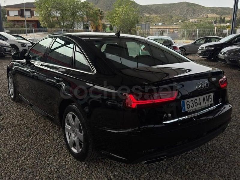 Usado Audi A6 150 CV (110 kW) 2018 Negro Berlina