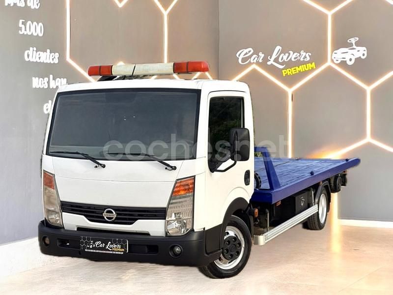 Blanco Usado 2012 Nissan Cabstar Recogida | 27.500 € - Imagen 1/4