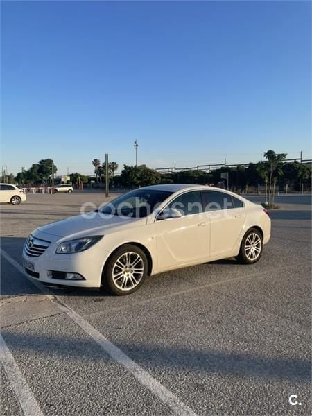 Blanco Usado 2009 Opel Insignia Essentia Berlina | 4800 € (Buen precio) - Imagen 1/4