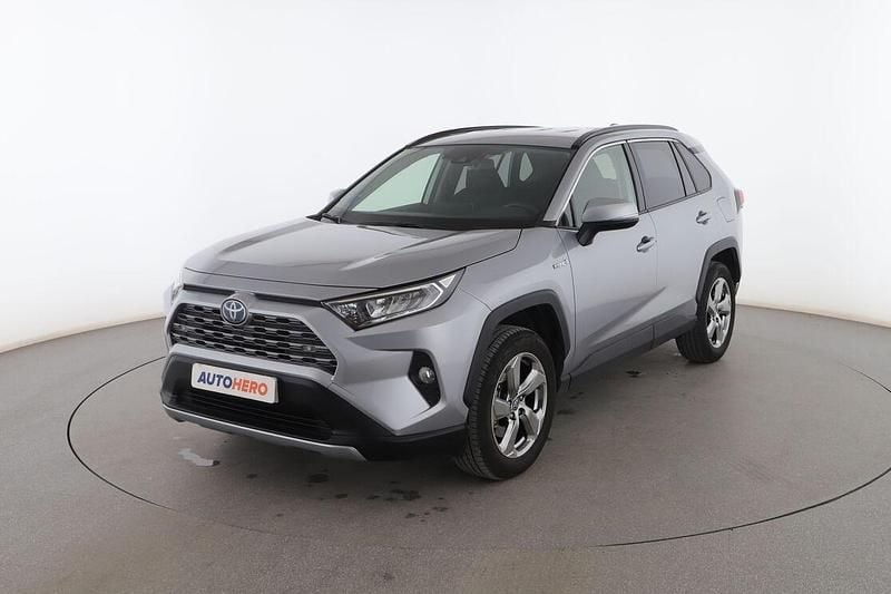 Gris Usado 2020 Toyota RAV4 Hybrid Style SUV | 30.099 € (Precio justo) - Imagen 1/3