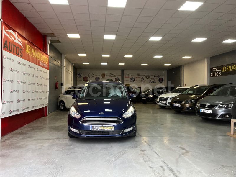 Azul Usado 2018 VW Sharan Edition Monovolumen | 16.990 € (Precio justo) - Imagen 1/4