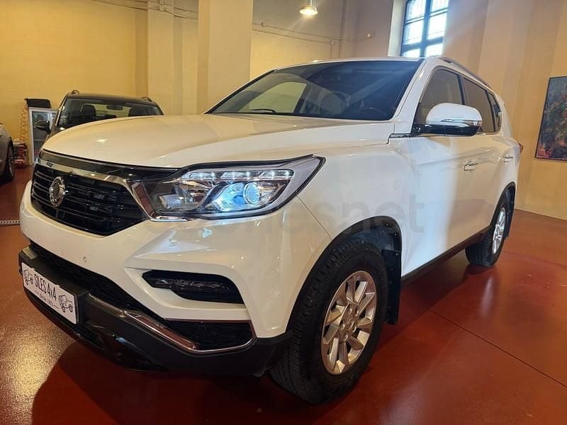 Usado Ssangyong (KGM) Rexton 181 CV (133 kW) 2019 Blanco SUV