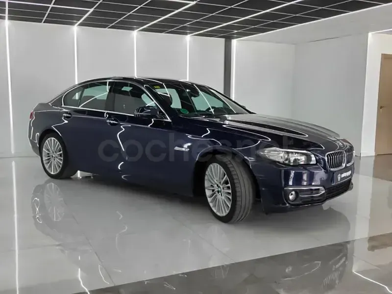 Usado BMW 520 Luxury Line 190 CV (139 kW) 2016 Azul Berlina