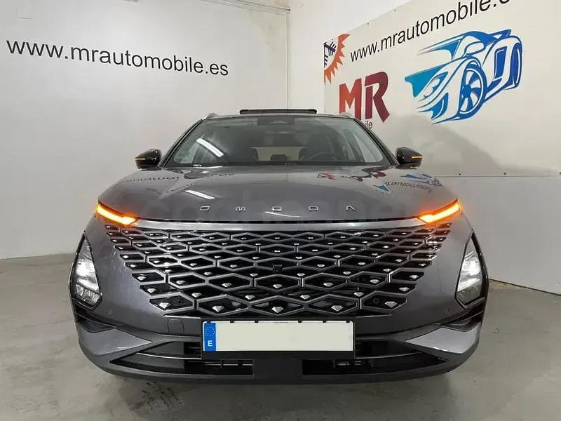 Usado Omoda 5 147 CV (108 kW) 2024 Gris / plata SUV
