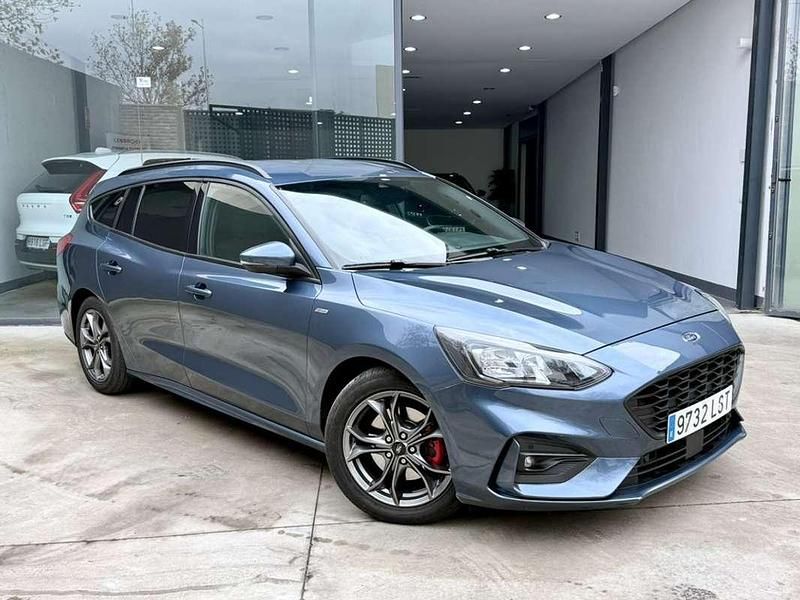 Usado Ford Focus ST-Line 120 CV (88 kW) 2021 Azul Familiar