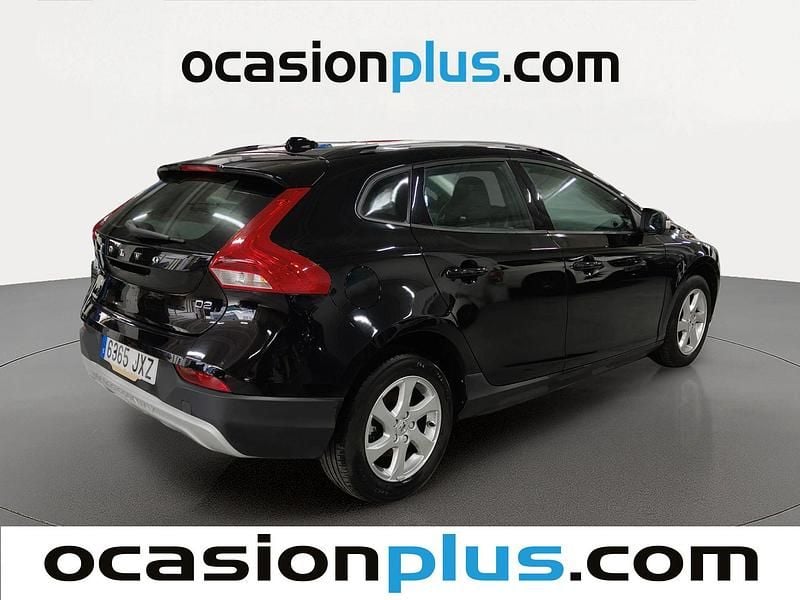 Usado Volvo V40 CC Momentum 120 CV (88 kW) 2017 Negro Familiar